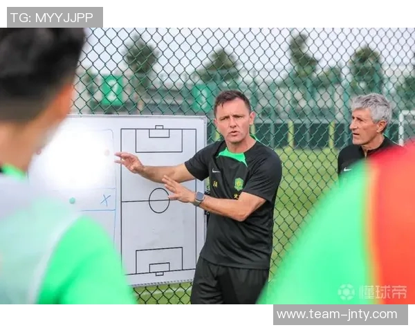 肖赧分析塞蒂恩与拉米罗执教理念分歧及争执背后的原因与影响