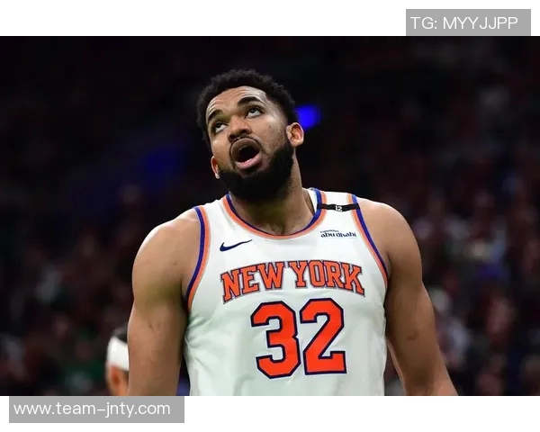 兰德尔末节发力独揽17分强攻唐斯助球队逆转胜利