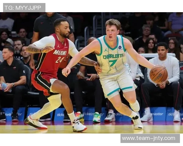 克尼佩尔分享三分球心得感谢队友助力将持续保持高水平表现