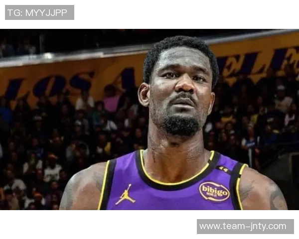 苏群分析湖人詹东里合体遭遇惨败期待半决赛文班复出对决雷霆