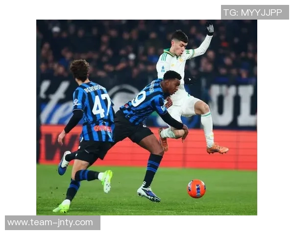 亚特兰大机场航班延误罗马全队深夜滞留难以启程